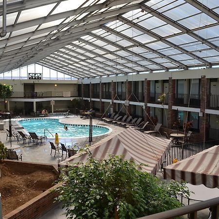 Jameson Inn & Suites Bowling Green Buitenkant foto