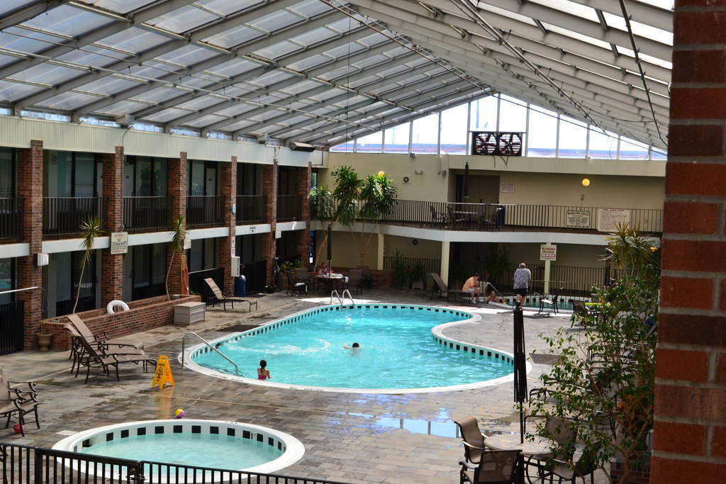 Jameson Inn & Suites Bowling Green Buitenkant foto