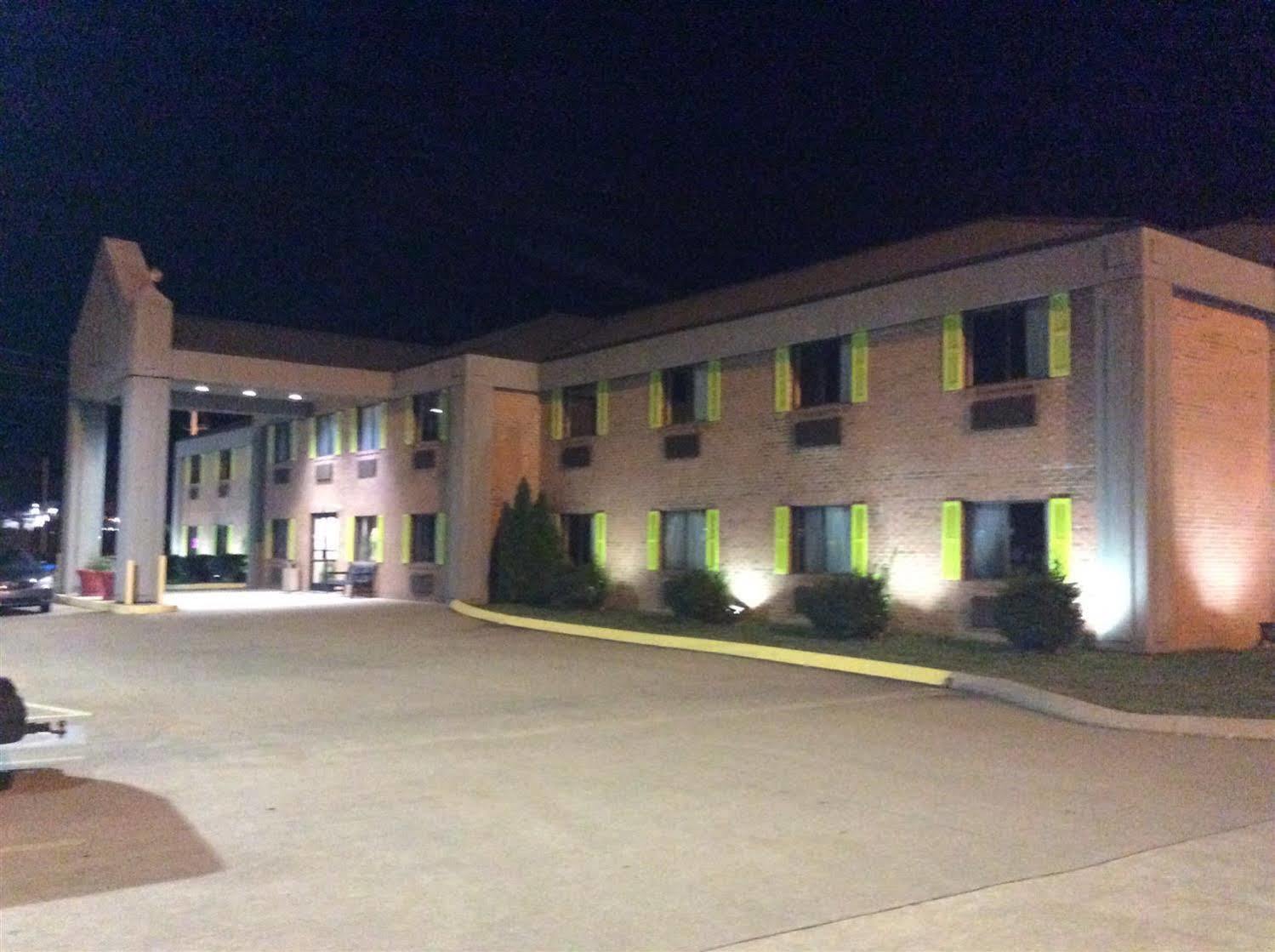 Jameson Inn & Suites Bowling Green Buitenkant foto