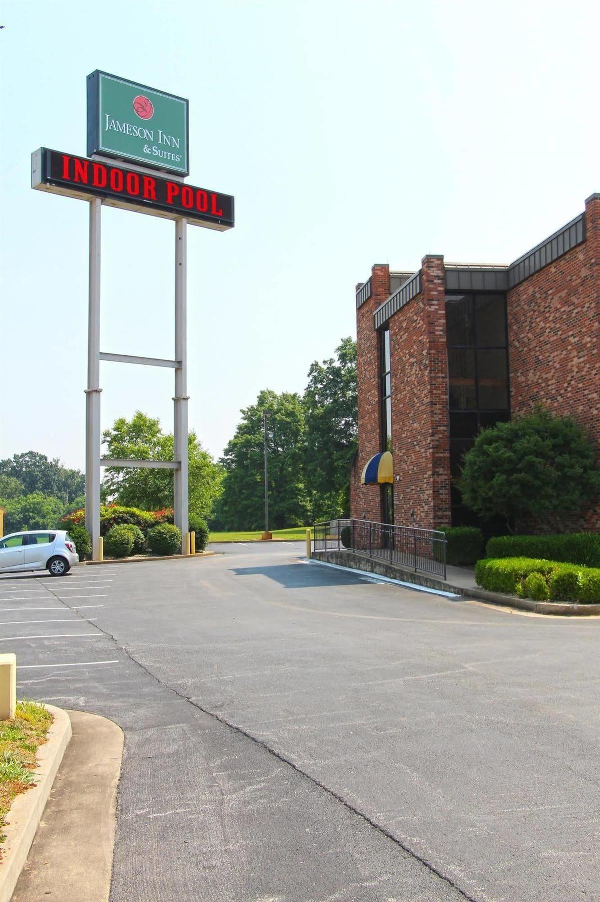 Jameson Inn & Suites Bowling Green Buitenkant foto
