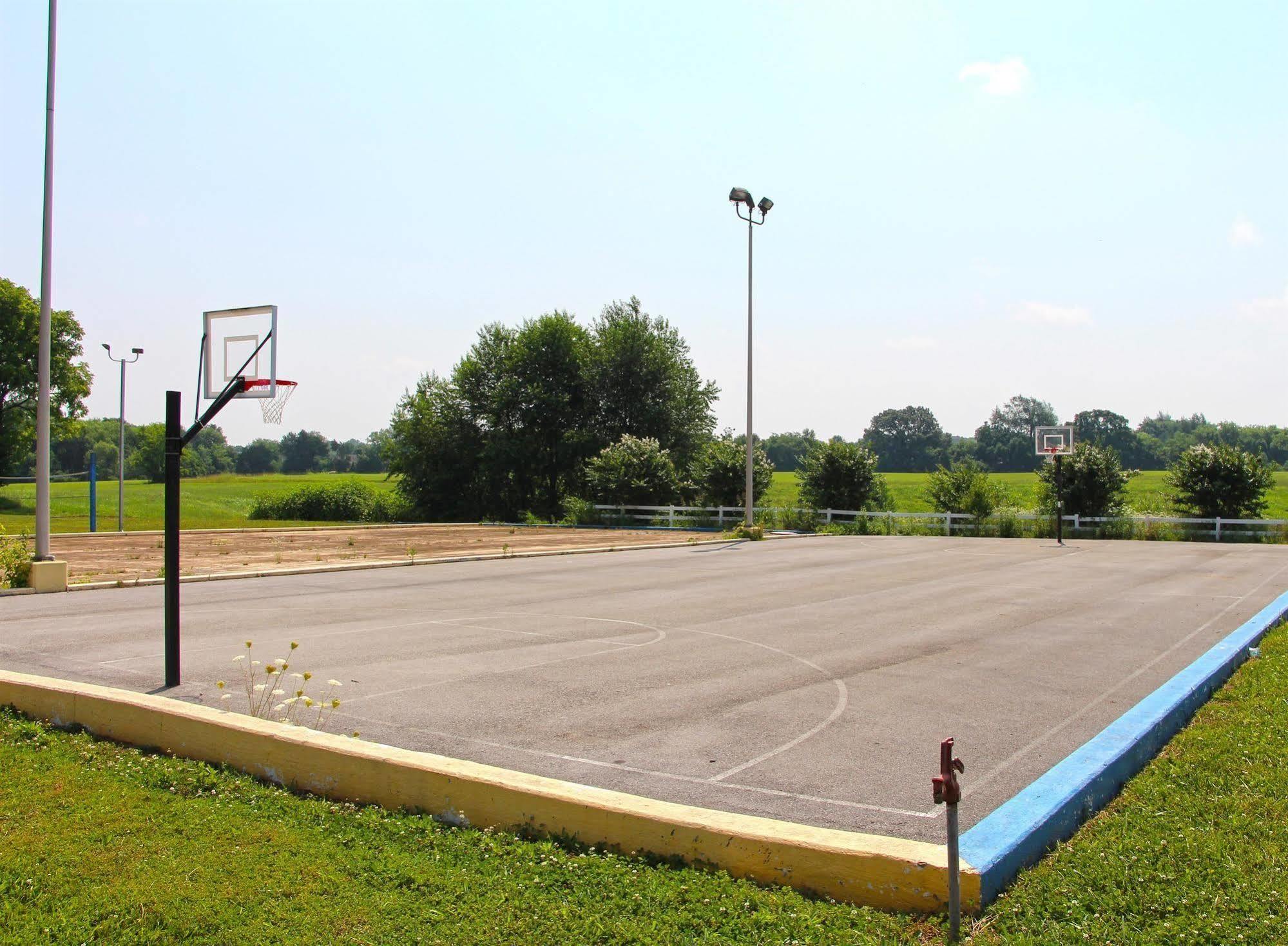 Jameson Inn & Suites Bowling Green Buitenkant foto