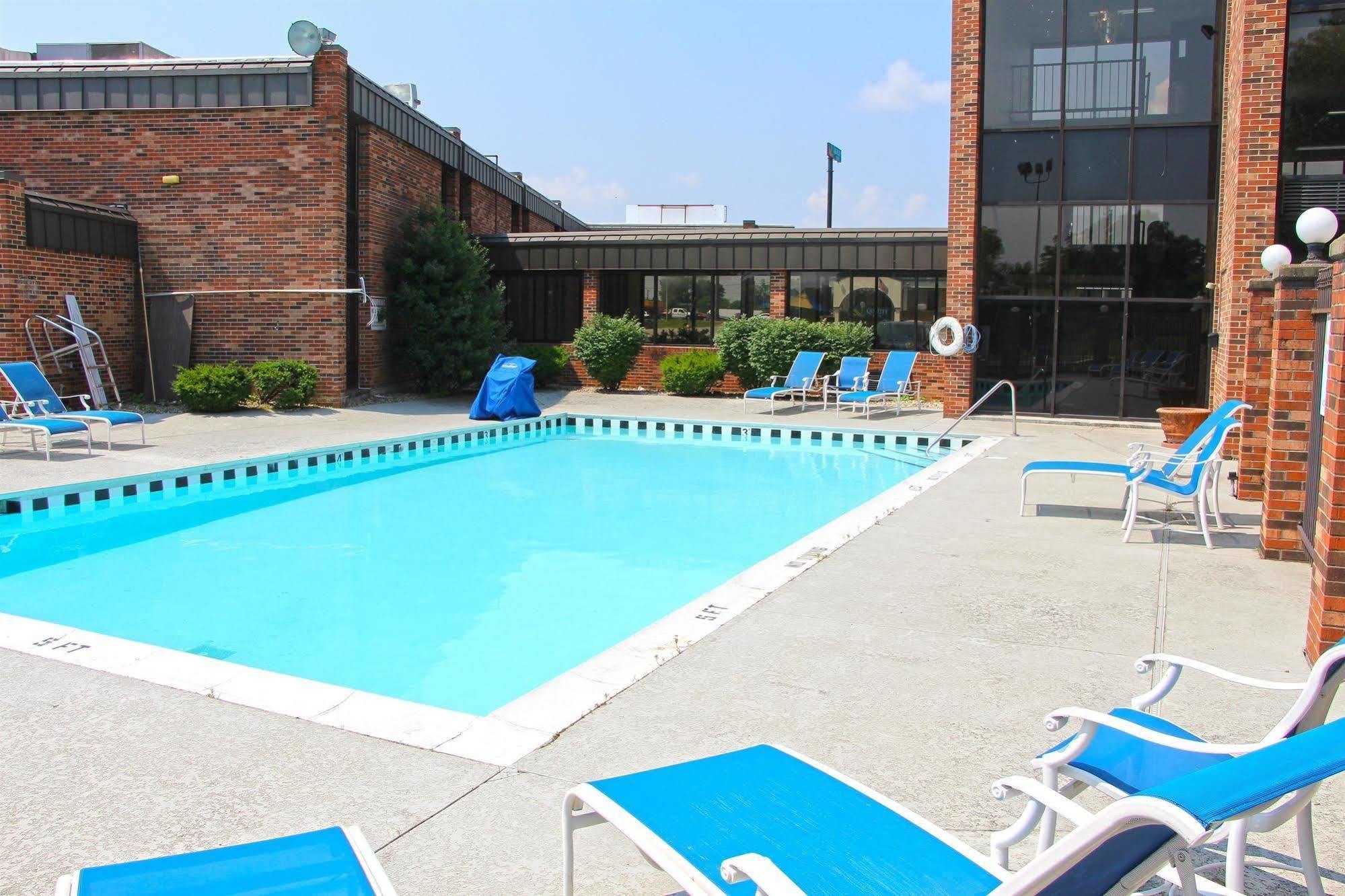 Jameson Inn & Suites Bowling Green Buitenkant foto